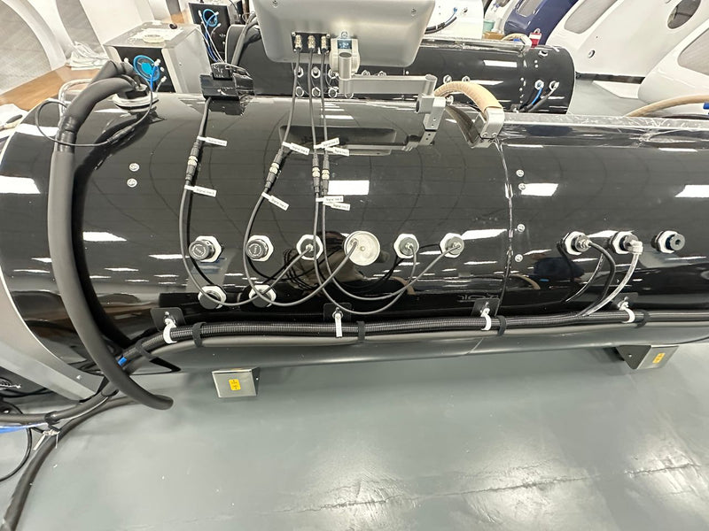 TimeCapsule Vision C900+ | 2.0 ATA Hard-Shell Hyperbaric Oxygen Chamber